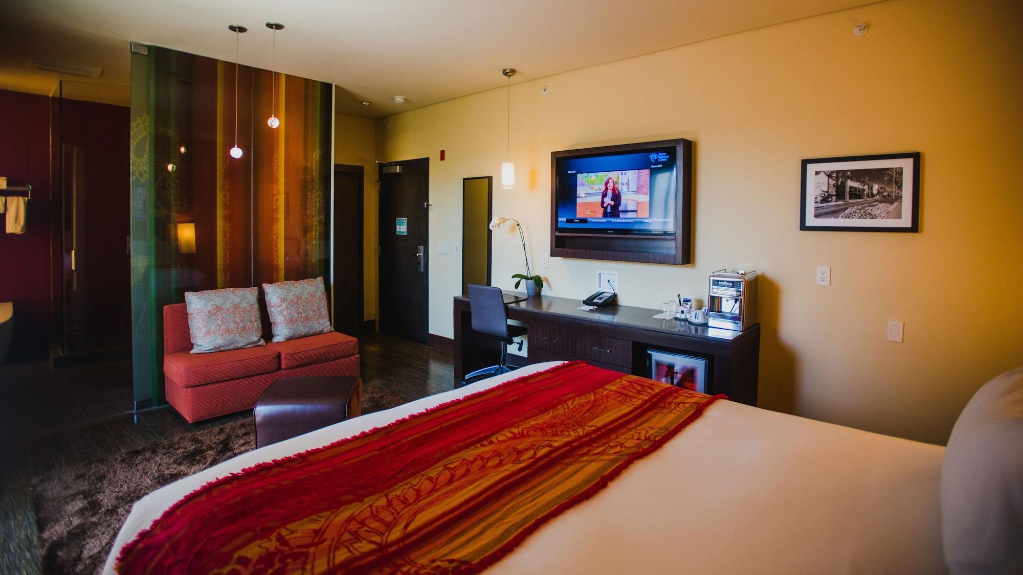 Sirtaj - Beverly Hills Hotel