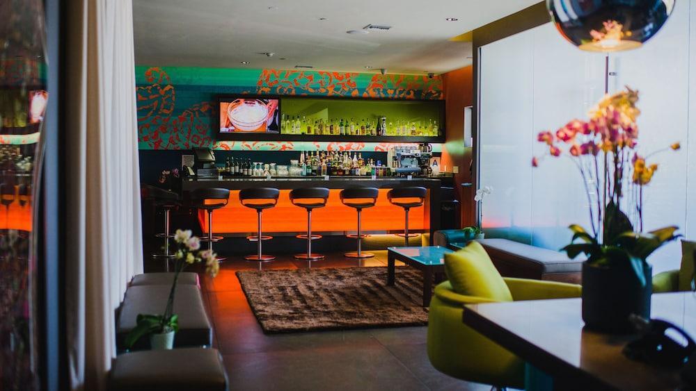 Sirtaj - Beverly Hills