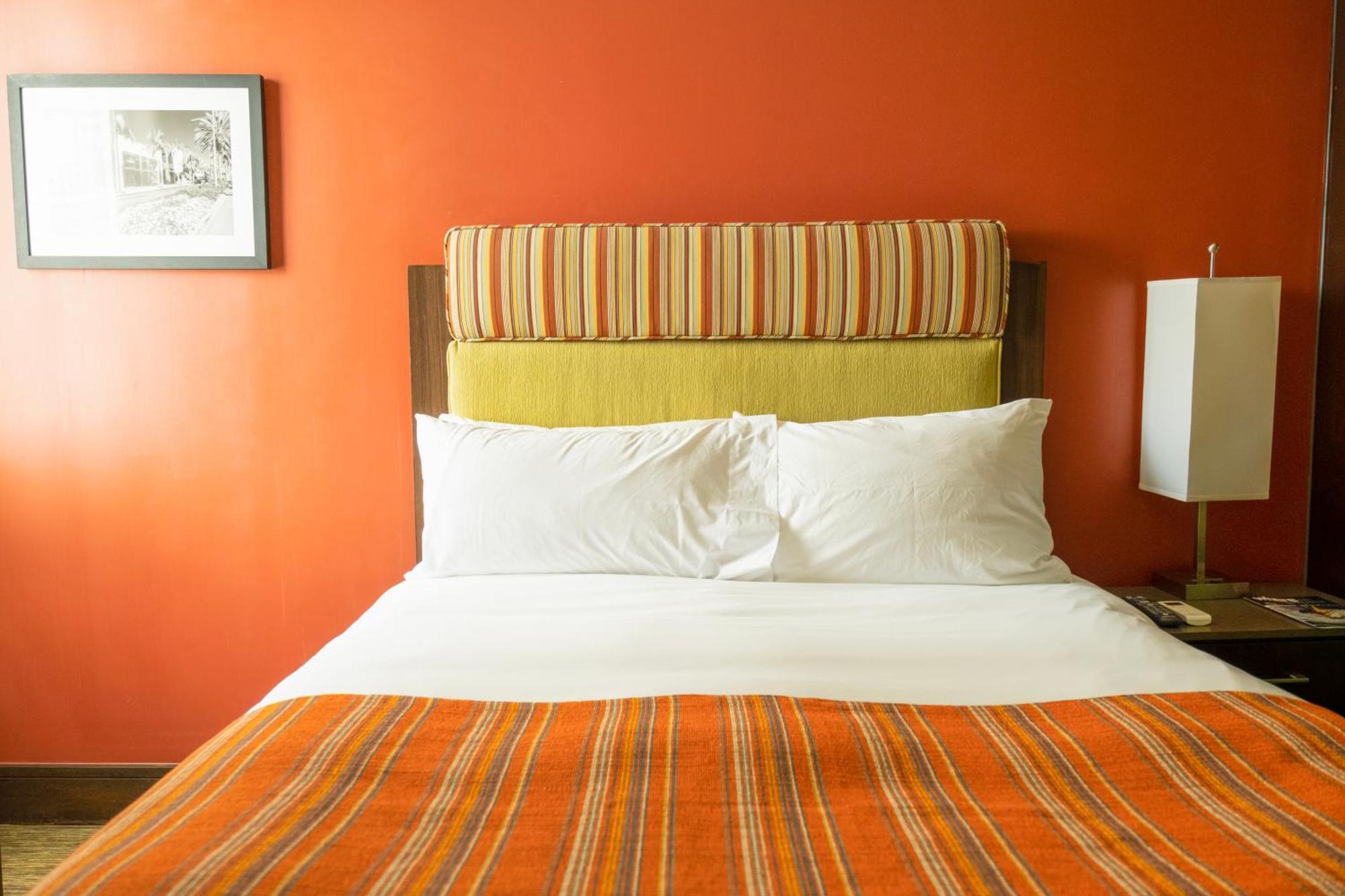 Hotel Sirtaj - Beverly Hills 4*