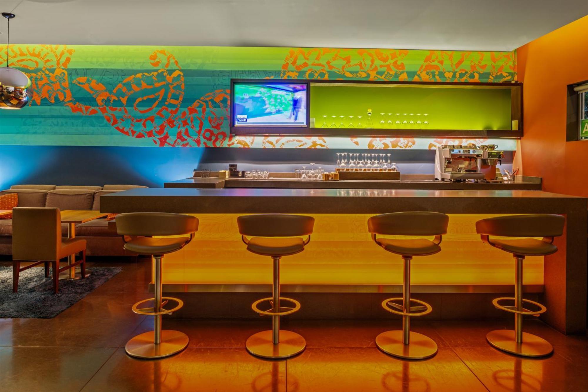 Sirtaj - Beverly Hills Hotel