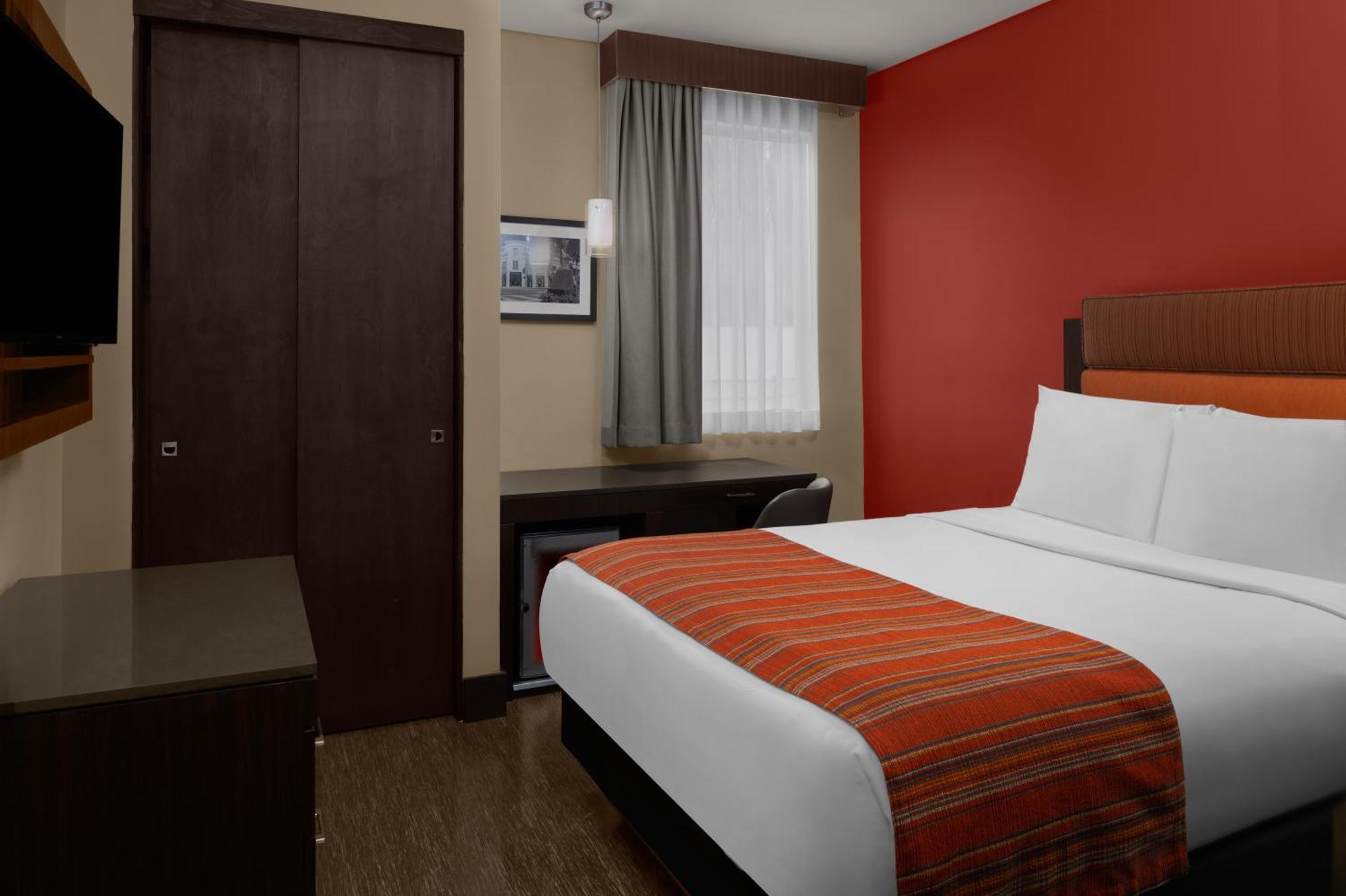 Sirtaj - Beverly Hills Hotel 4*