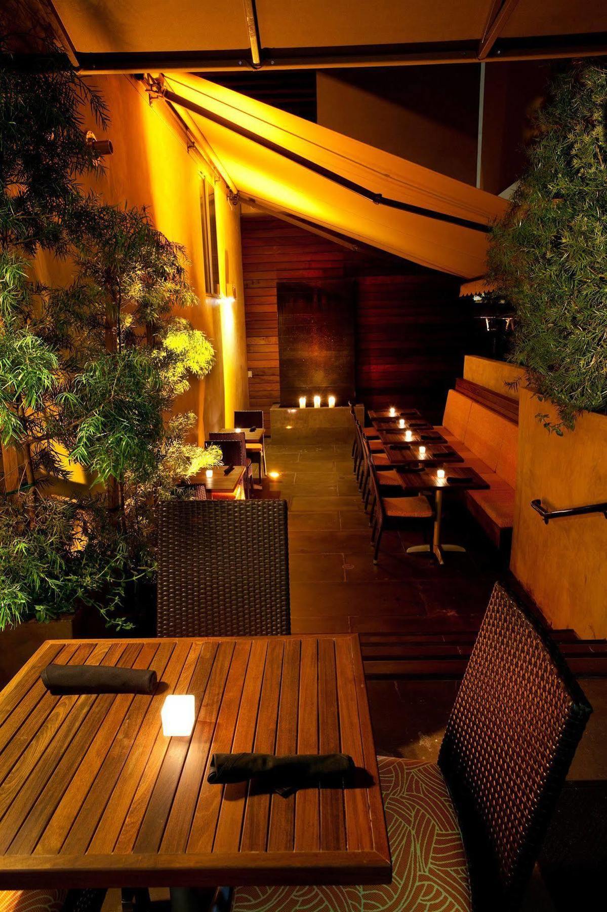 Hotel Sirtaj - Beverly Hills Los Angeles